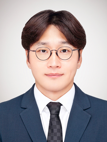 Ki-Man, Nam Photo