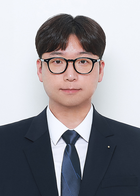 Dong-Hyeon Kim 사진