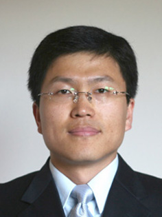 정 상 윤 사진
