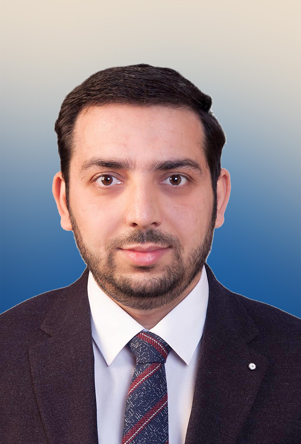 타야라 히랄 교수 사진