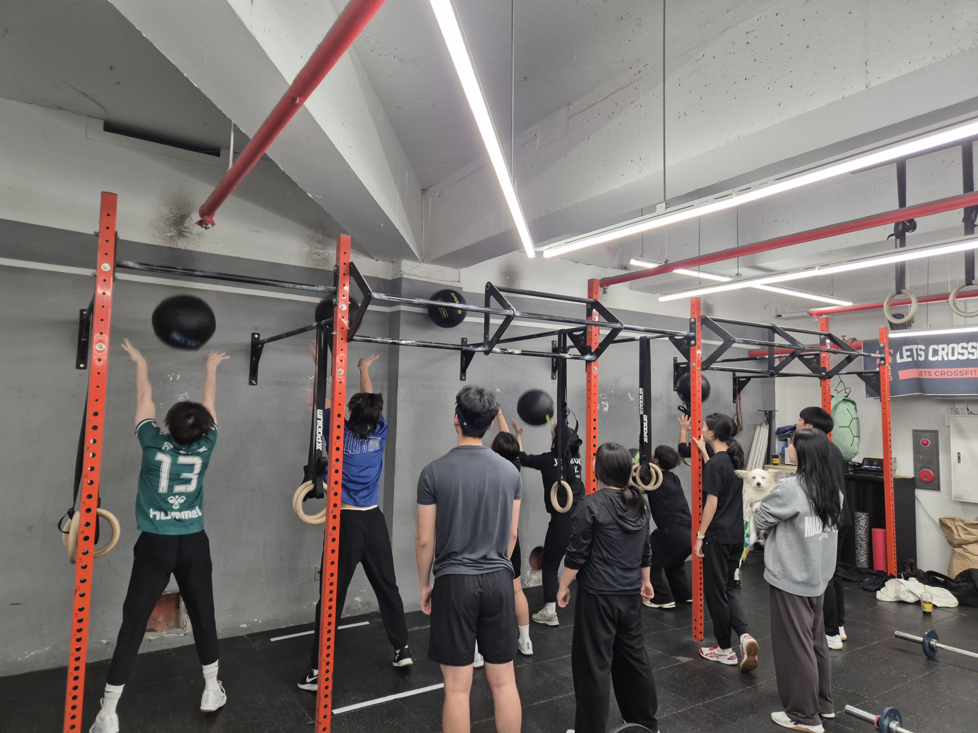 Introduction to CrossFit and Gym Tour with Alumnus Jae-Young Bae (Class of ’14) 3th attached image