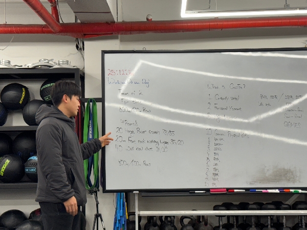 Introduction to CrossFit and Gym Tour with Alumnus Jae-Young Bae (Class of ’14) Main Image