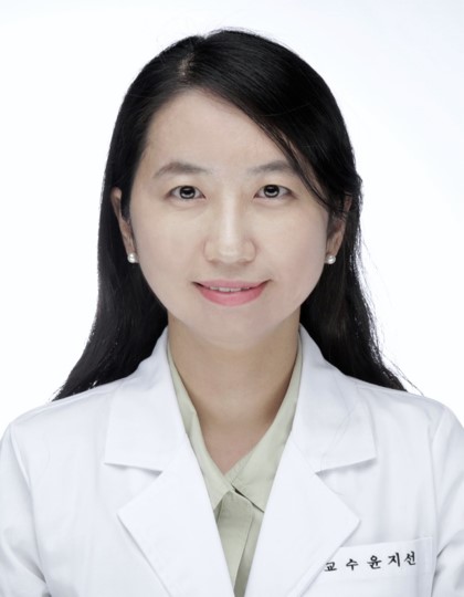 Yun, Ji-Seon 사진